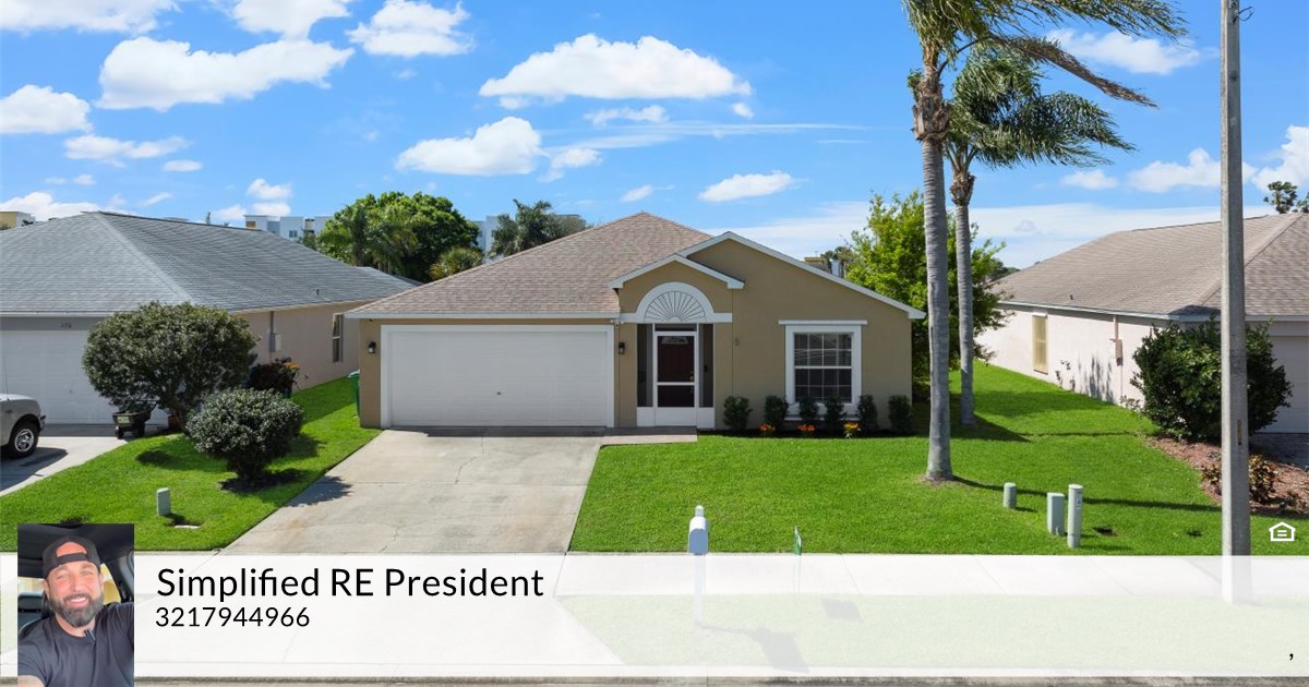 160 Wickham Lakes Dr, Melbourne, FL 32940